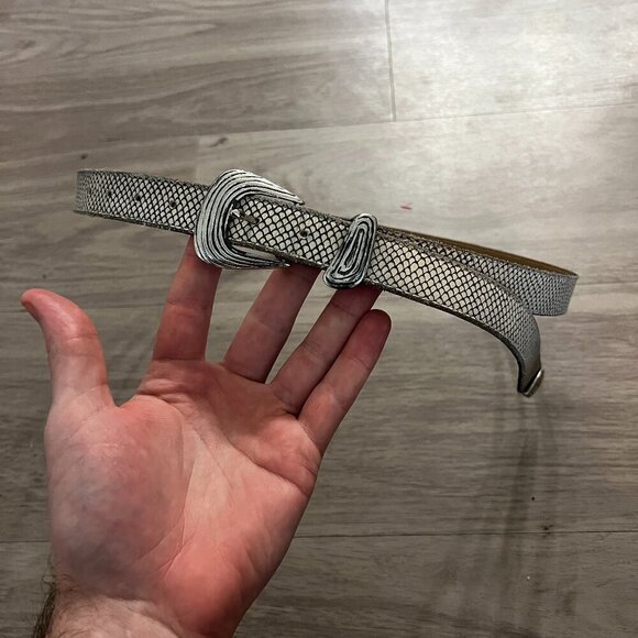 Women's Streets Ahead Belt Size Large Color Grey - Picture 1 of 3
